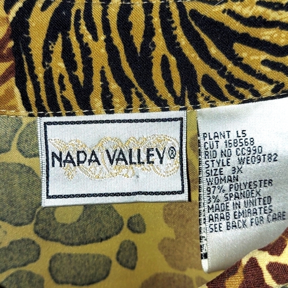 Napa Valley button-up - Picture 2 of 6